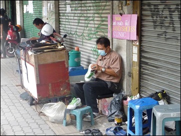 Bangkok Street Cobbler
