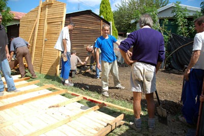 [Afrikaner Poverty in Wolmer Pretoria - housing project by Solidarity trade union helping hand charity April 2009[5].jpg]