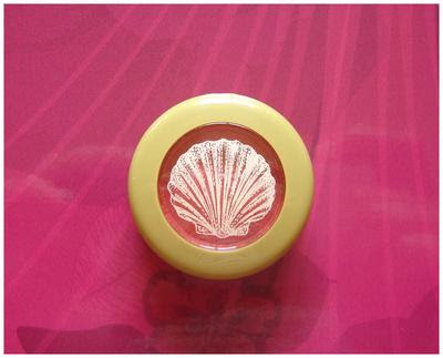 MAC EYESHADOW IN FIRECRACKER (TO THE BEACH COLLECTION) MAC EYESHADOW IN FIRECRACKER (TO THE BEACH COLLECTION)