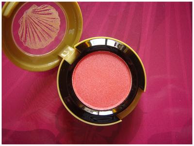 MAC EYESHADOW IN FIRECRACKER  (TO THE BEACH COLLECTION)