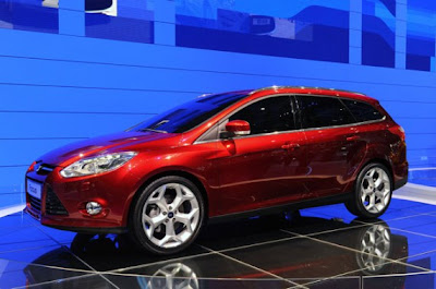 2012 Ford Focus Wagon 2012 Ford Focus Wagon-01.jpg