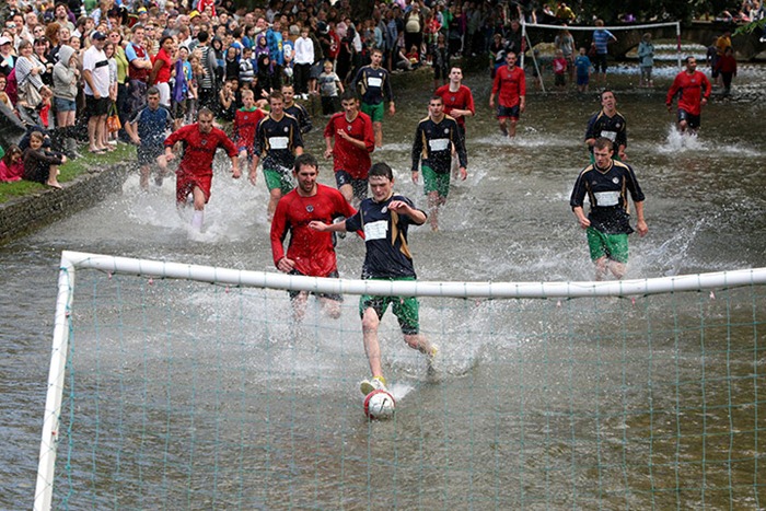 river-football (5)