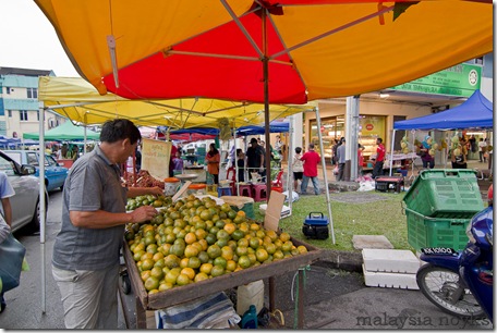 Satok market, kuching 1