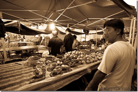 Satok market, kuching 13