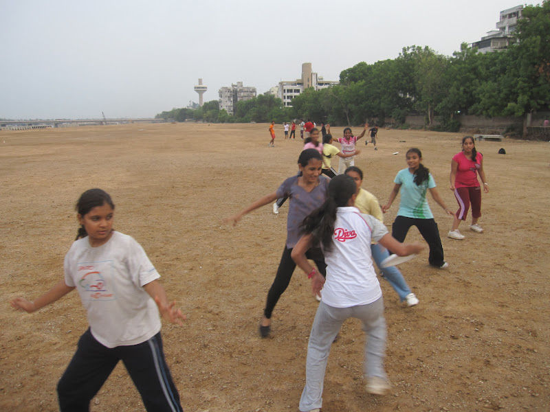 Alex Budak - volunteering in India