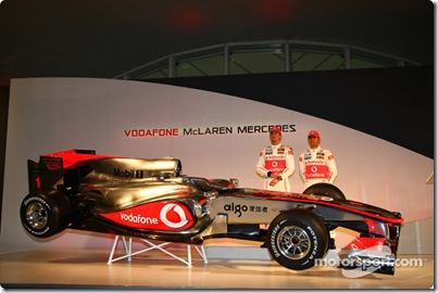 29.01.2010 Newbury, England,  Jenson Button (GBR), McLaren Mercedes and Lewis Hamilton (GBR), McLaren Mercedes - Vodafone Mclaren Mercedes MP4-25 Launch Vodafone UK HQ - www.xpb.cc, EMail: info@xpb.cc - copy of publication required for printed pictures. Every used picture is fee-liable © Copyright: Batchelor / xpb.cc