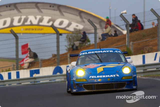 [lemans-2010-24h-eg-0946[3].jpg]