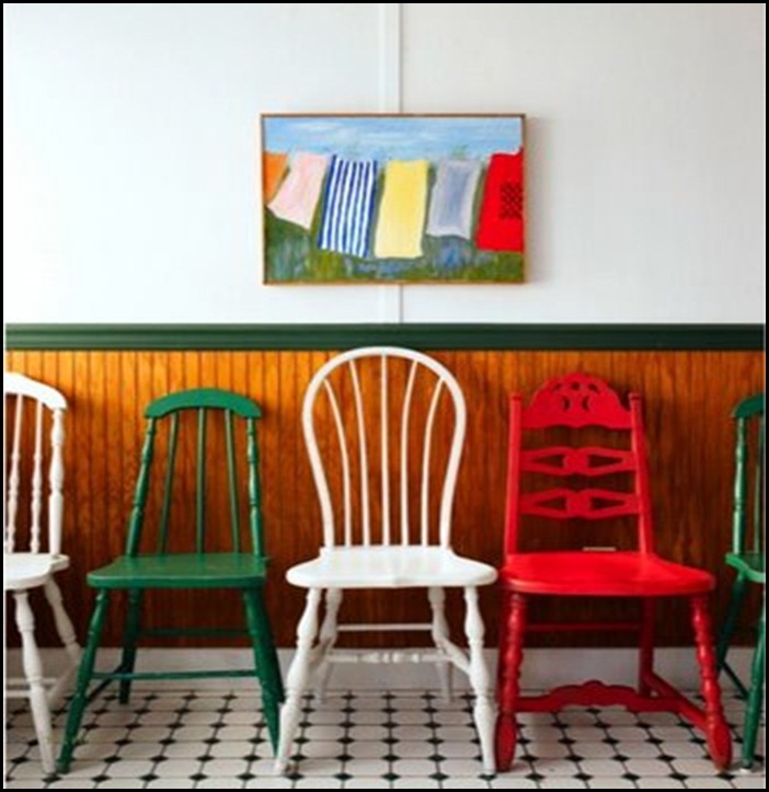 painted_chairs_2[1]