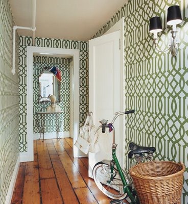 [Chloe Sevigny's Home! Green imperial trellis wallpaper[4].jpg]