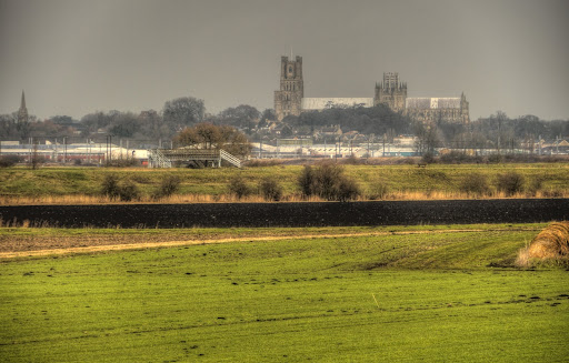 P1040176_0_1_2_3_4_5_tonemapped.JPG