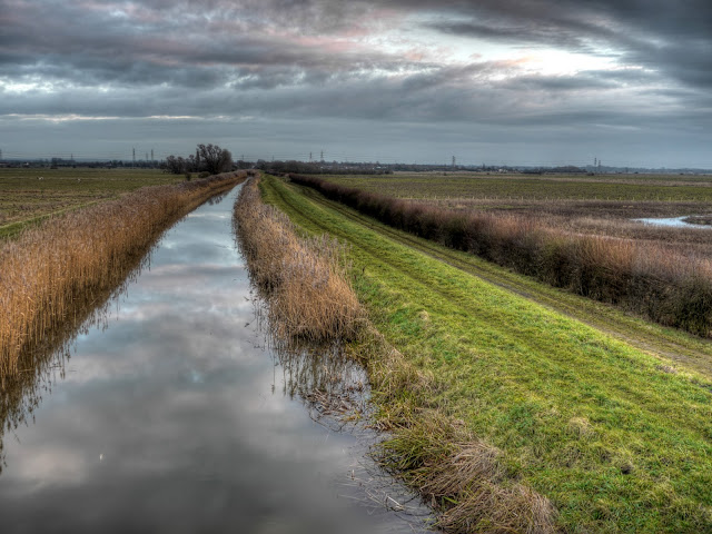 Looking South along Reach Lode from the Bridge P1220235_36_37_38_39_40_41_tonemapped.jpg
