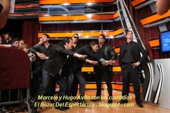 Marcelo y Hugo Ávila con los custodios.JPG