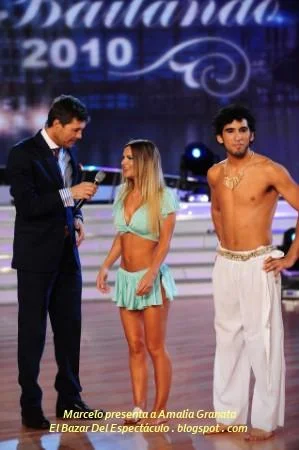 Marcelo presenta a Amalia Granata.JPG