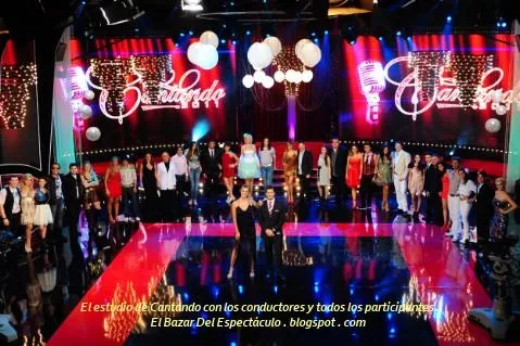 El estudio de Cantando con los conductores y todos los participantes..JPG