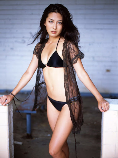 Haruna Yabuki 矢吹春奈 Lingerie photoshoot 阿部真里.jpg