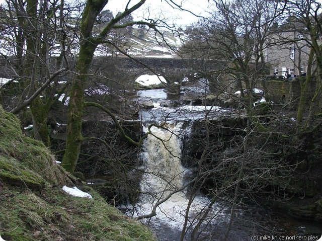burtreeford waterfall and bridge