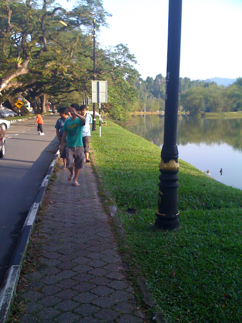 joking around taiping hu~