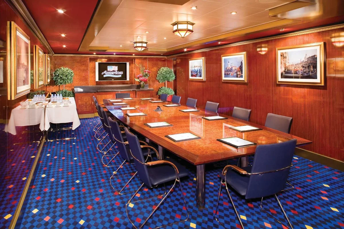 Norwegian-Jade-meeting-room - For guests who want to get some work done during their cruise, Norwegian Jade has rooms designed especially for business meetings and conferences.