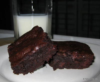 Triple-Chocolate-Chunk-Brownies-tasteasyougo.com