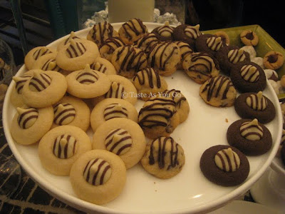 Cookies with Hershey's Kisses - Photo by Taste As You Go