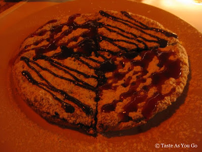 Pizza Nocciola (Chocolate Hazelnut Pizza and Fresh Raspberry Sauce) at Sapori d'Ischia in Woodside, NY - Photo by Taste As You Go