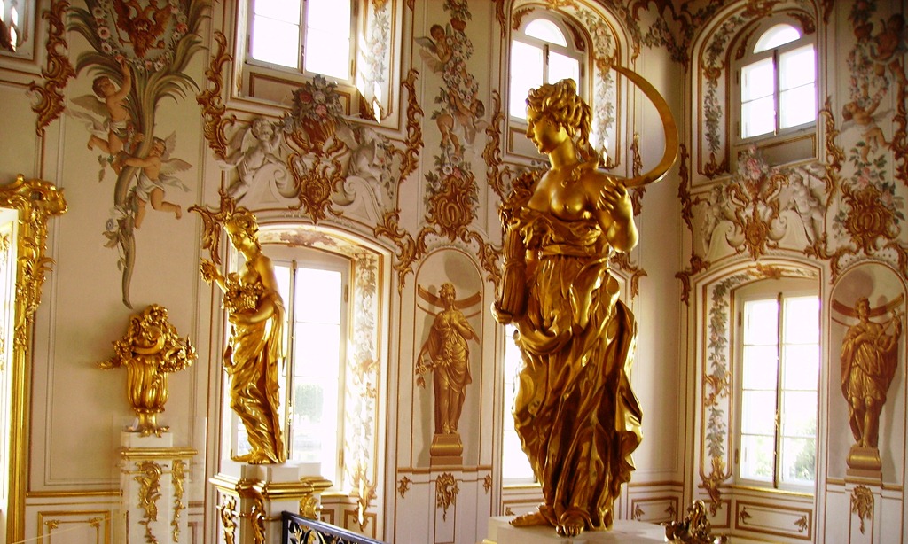 [Grand_Peterhof_Palace-main_staircase[4].jpg]