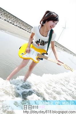 美女吉他手琳琳