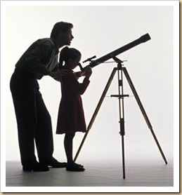 telescope_father_daughter-759474