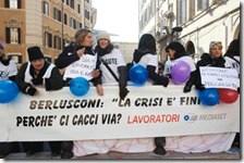 La protesta dei lavoratori Mediaset a Montecitorio