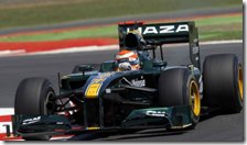 Ufficializzato l'accordo tra Lotus e Renault