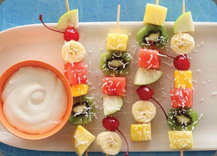 Fruit-Salad-Skewers