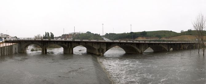 Puente sobre el Guadalete. Arcos