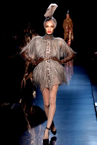 [Automne Hiver Haute Couture 2010 - Jean Paul Gaultier 7[3].jpg]