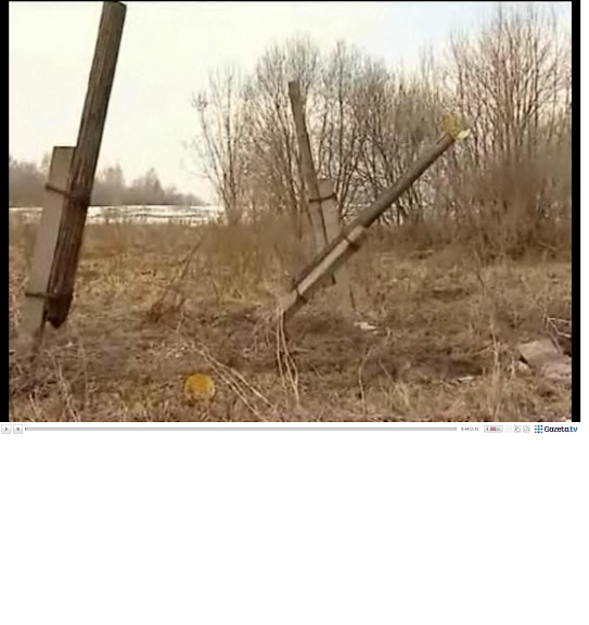 https://lh4.ggpht.com/_dgWeKWto6Vk/THfCpqTWtQI/AAAAAAAABs4/1vUSkyxCuE0/s576/Slupki%20rozwalone-10042010-2.JPG