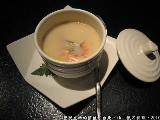 ikki懷石創意料理餐廳，日式明蝦海鮮湯