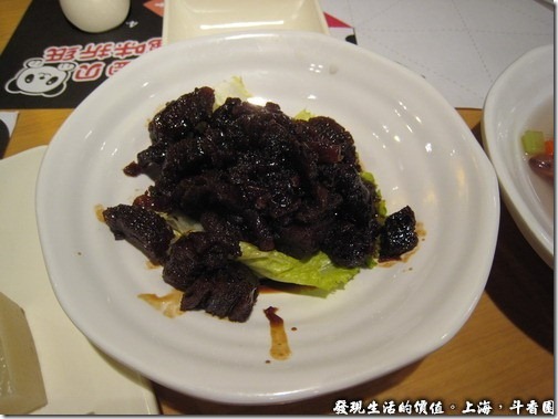上海斗香園，麻醬油髮菜RMB8，我對這道菜沒什麼印象，好像就是鹹鹹的髮菜。