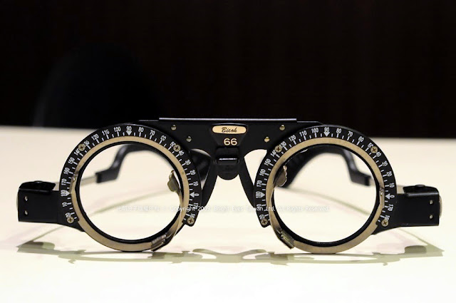 Yahoo! 奇摩摩人的雲端印刷新體驗.眼鏡桌曆誕生記-光明分子.眼鏡