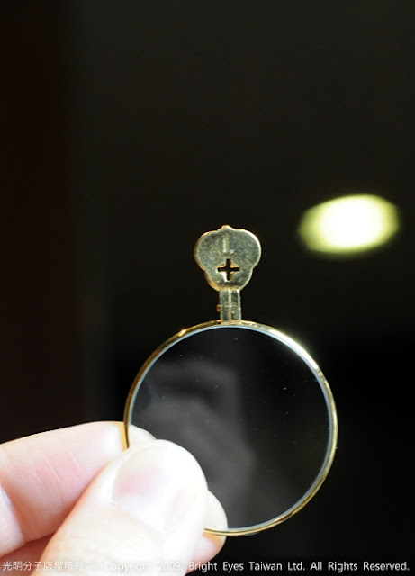 Yahoo! 奇摩摩人的雲端印刷新體驗.眼鏡桌曆誕生記-光明分子.眼鏡