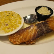 TEXAS ROADHOUSE 德州鮮切牛排