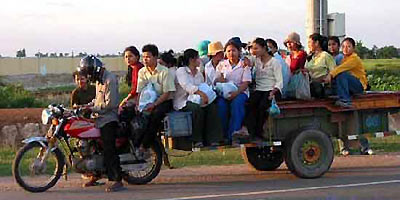 [Funny Vehicle and Ride Only in Vietnam Living (11).jpg]