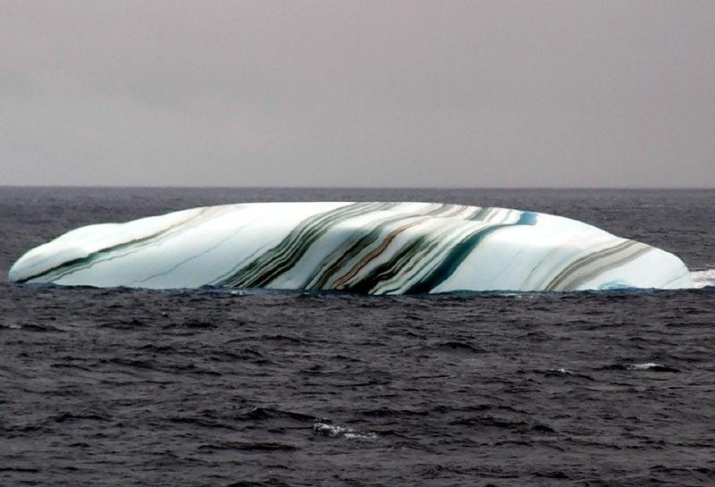 [Striped Icebergs - Amazing Nature Photos (3)[3].jpg]