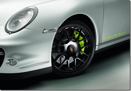 2011-Porsche-911-Turbo-S-Edition-918-Spyder-Wheel-View