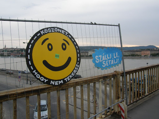 Budapest,  blog,  Margit-híd,  biciklizés, bringázás, gyalogos forgalom, bunkó bringások, taplóság, seggfejség, konfliktus, közlekedés