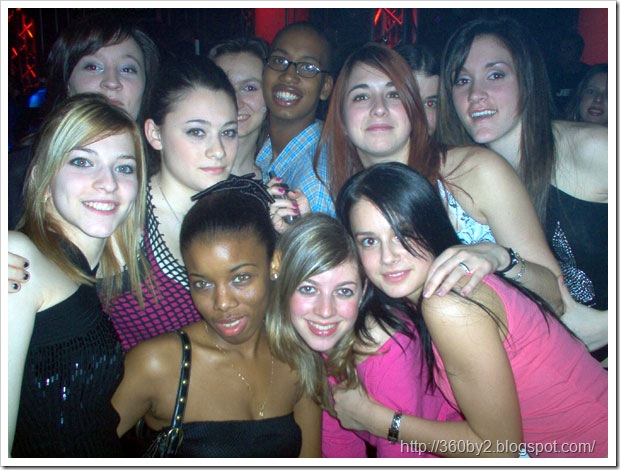 Nightclub full of hot and horny college girls | Picture Gallery