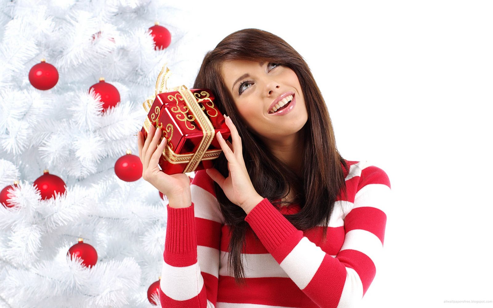 [40-Sexy-Christmas-Girls-Wallpapers.jpg]