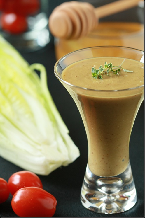 This Balsamic Vinaigrette Recipe uses 5 natural ingredients to create a creamy, healthy and delicious dressing! 