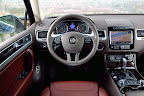 фото Volkswagen Touareg 2011-37.jpg