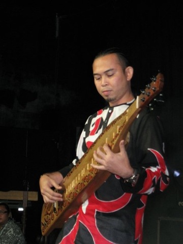 [Jerry Kamit[3].jpg]