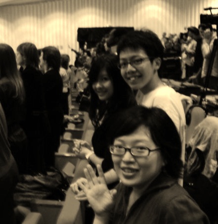 [14431_1270173876504_1294575323_30804263_1966901_n[18].jpg]