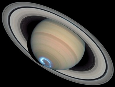 aurora no polo sul de Saturno
